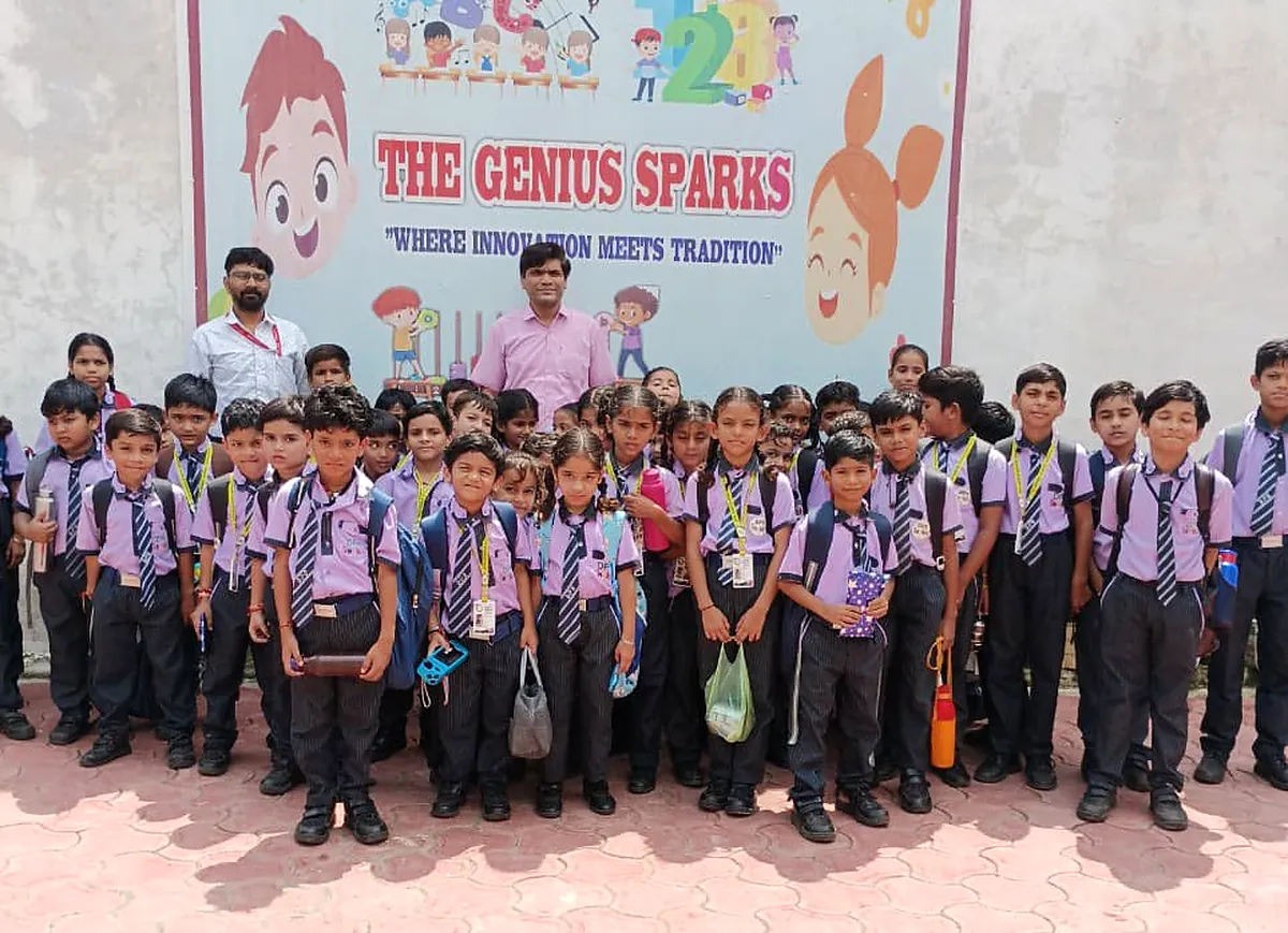 Students and teachers at The Genius Sparks event – Where Innovation Meets Tradition